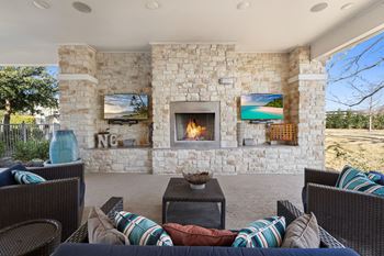 Fireplace lounge